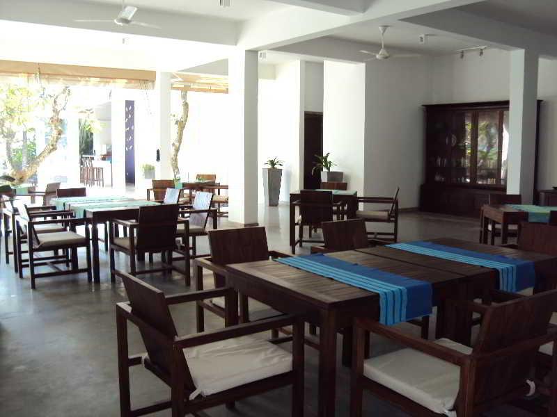 Roman Beach Hotel Hikkaduwa Exterior photo